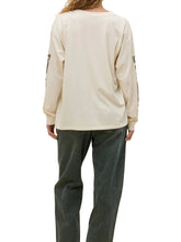 Load image into Gallery viewer, Johnny Cash 1932 Boots Merch Tee