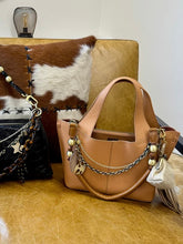 Load image into Gallery viewer, Dove Bag Swag