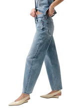 Load image into Gallery viewer, Wes High Rise Barrel Jean - Blue Cloud