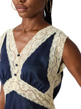 Load image into Gallery viewer, Elinor Top - Midnight