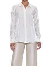 Load image into Gallery viewer, Tilda Button Up
